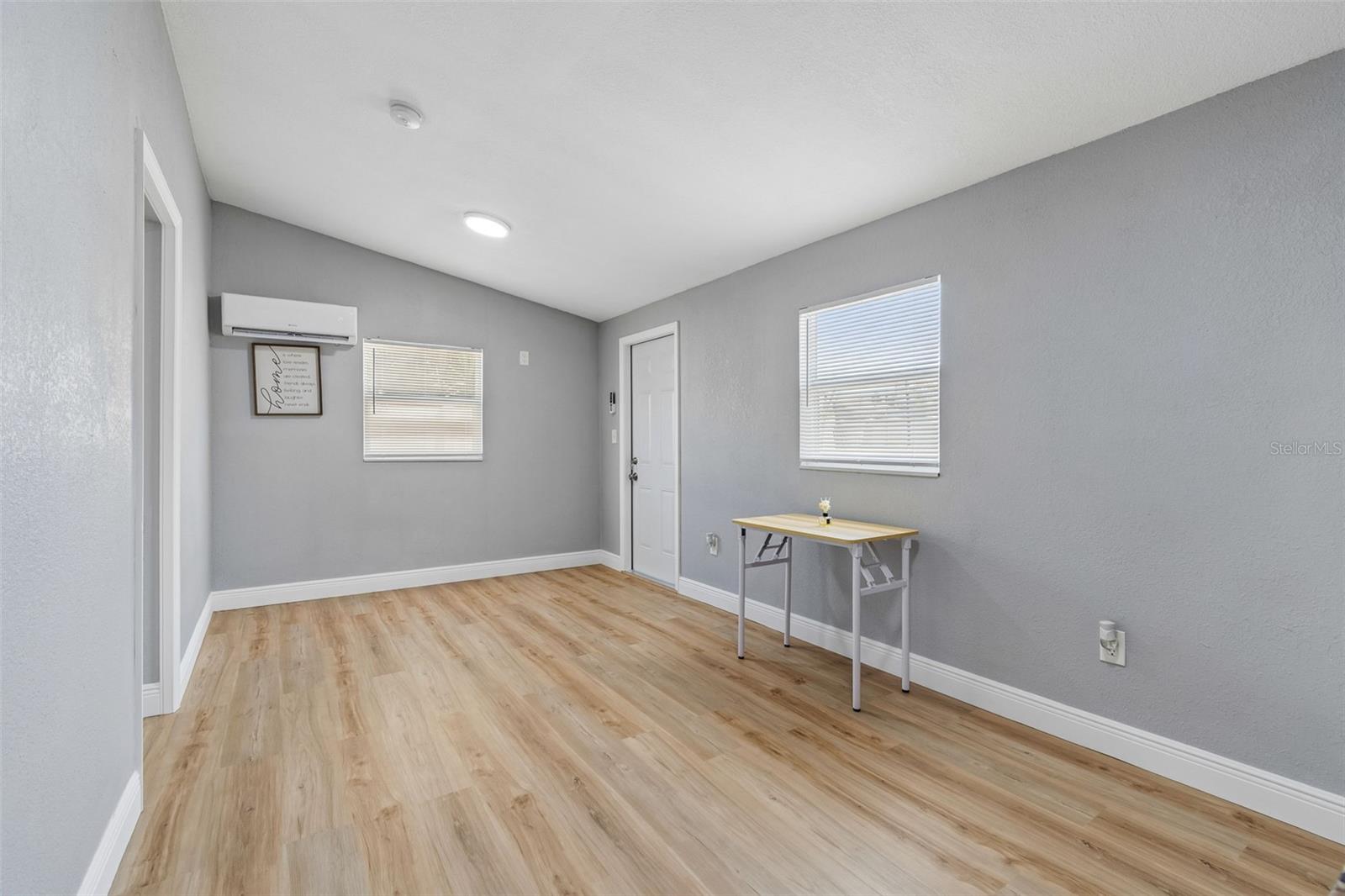 HOMELANDS - Residential