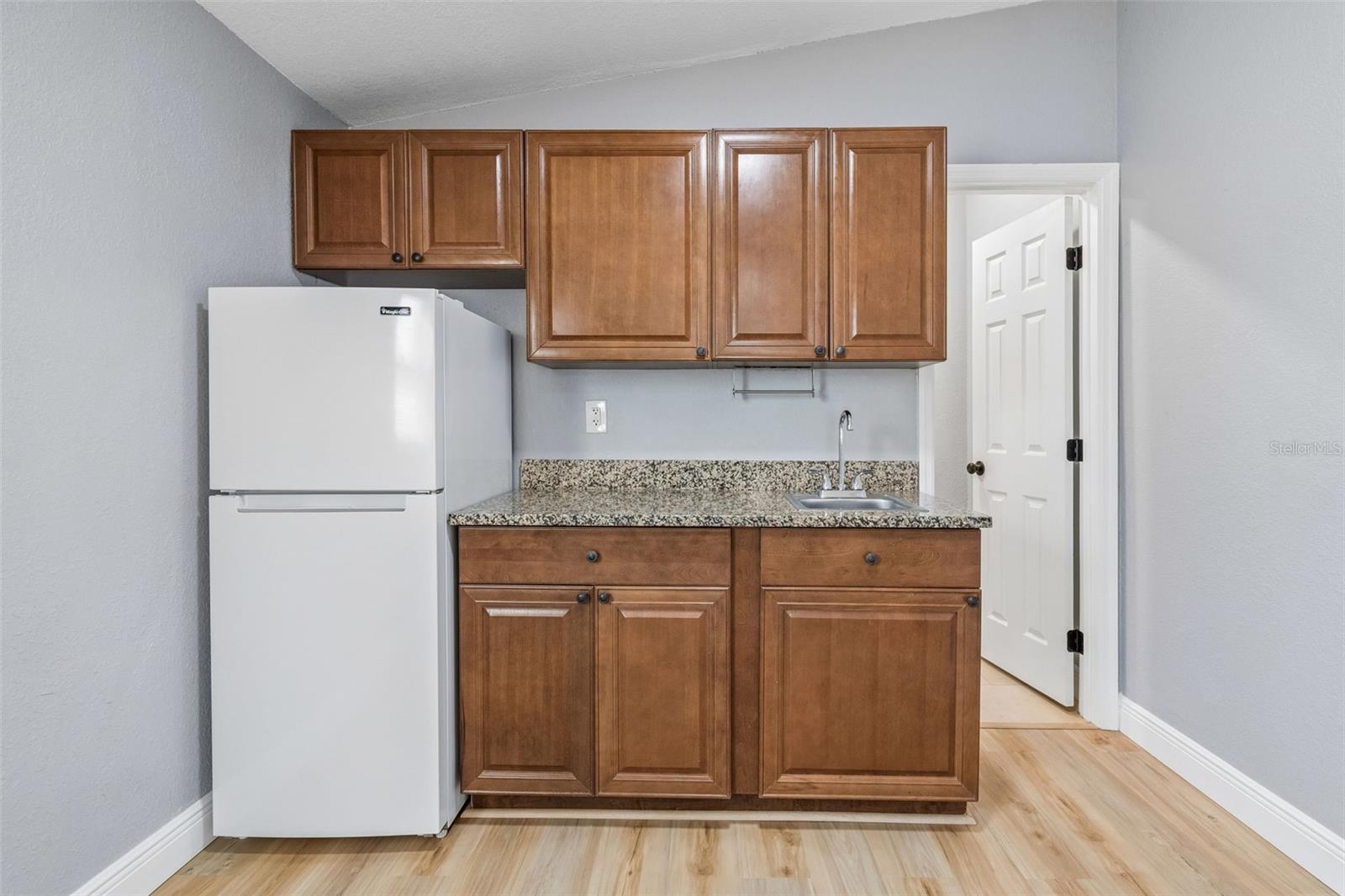 HOMELANDS - Residential