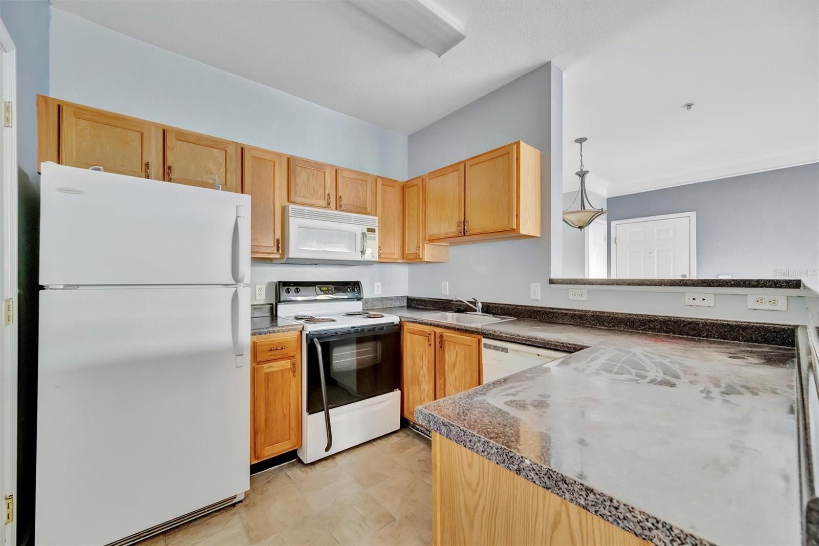 THE PALMS OF CORTEZ - Residential