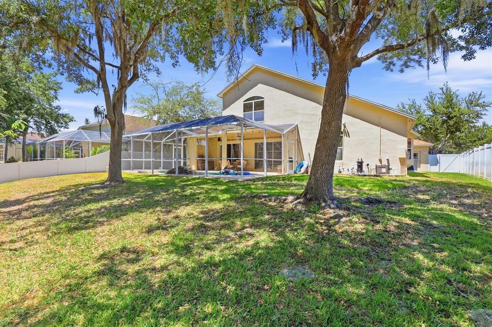 WEST MEADOWS PRCLS 21 & 22 - Residential