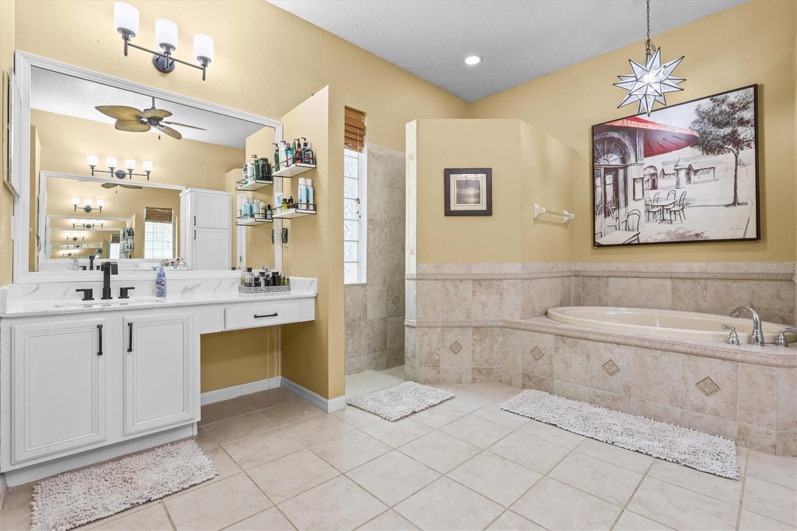 WEST MEADOWS PRCLS 21 & 22 - Residential