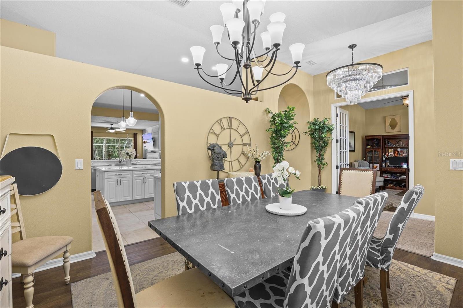 WEST MEADOWS PRCLS 21 & 22 - Residential