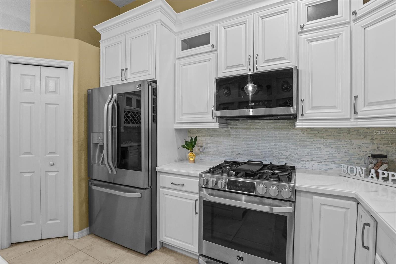 WEST MEADOWS PRCLS 21 & 22 - Residential