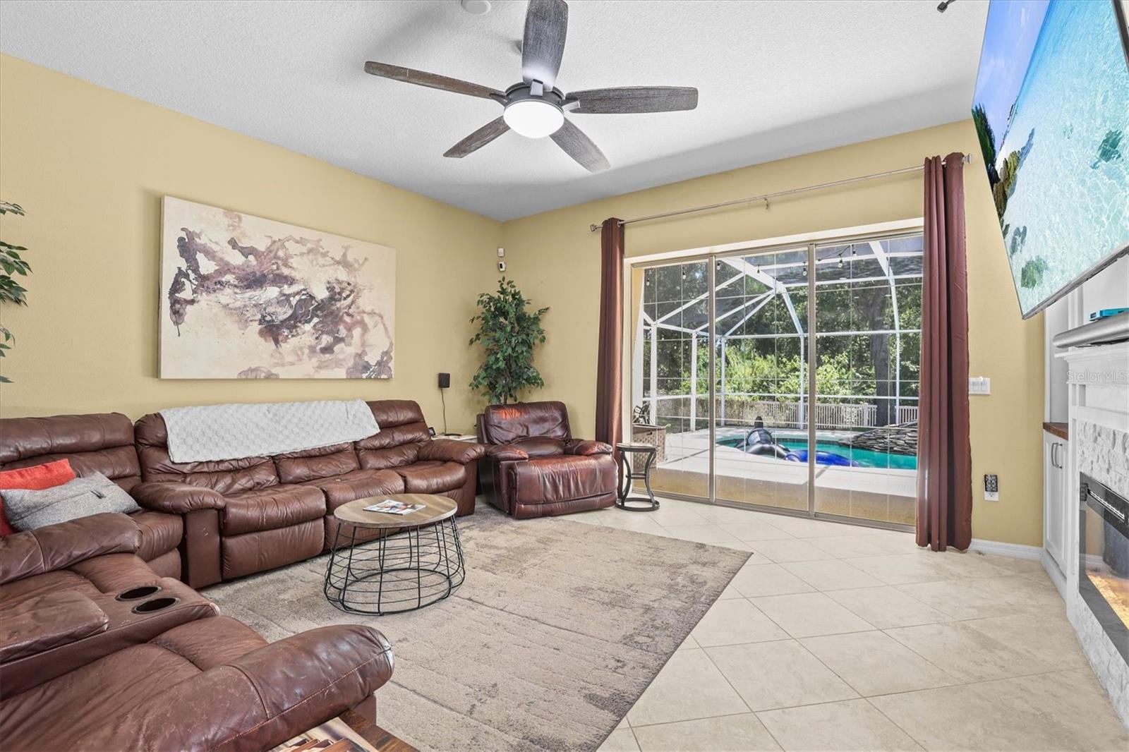 WEST MEADOWS PRCLS 21 & 22 - Residential