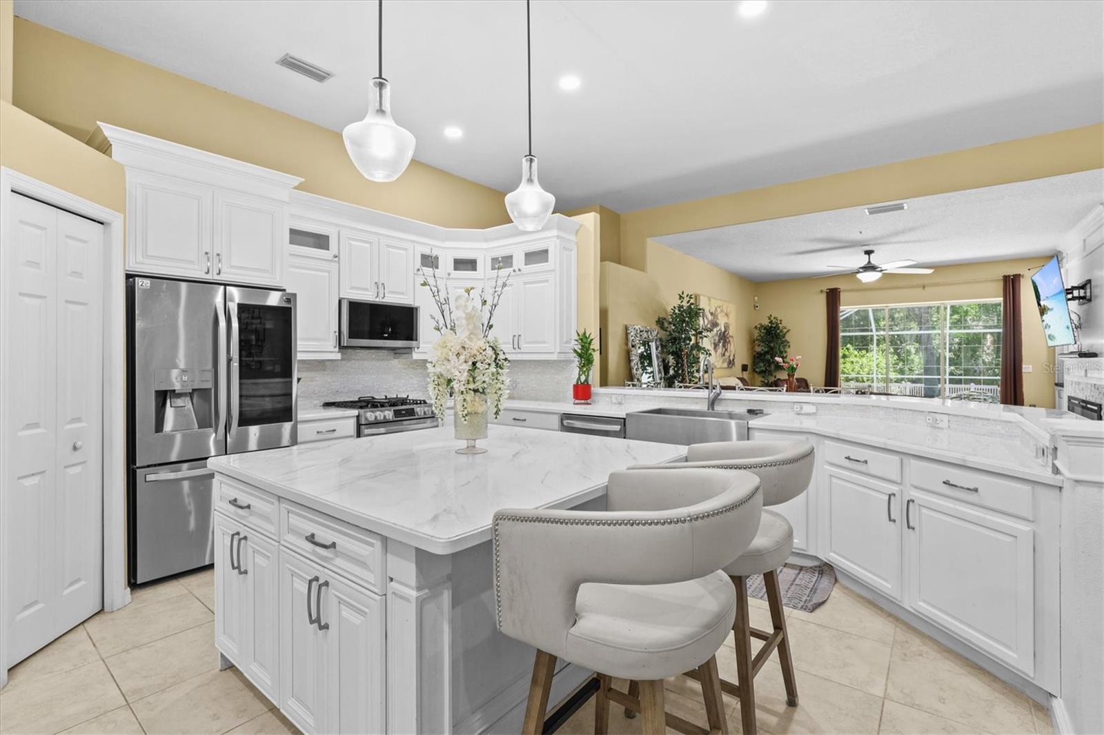 WEST MEADOWS PRCLS 21 & 22 - Residential