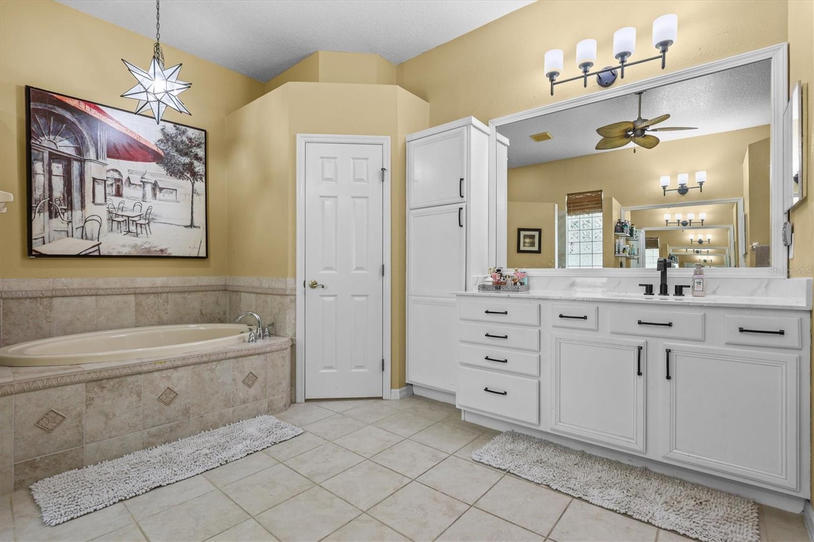 WEST MEADOWS PRCLS 21 & 22 - Residential