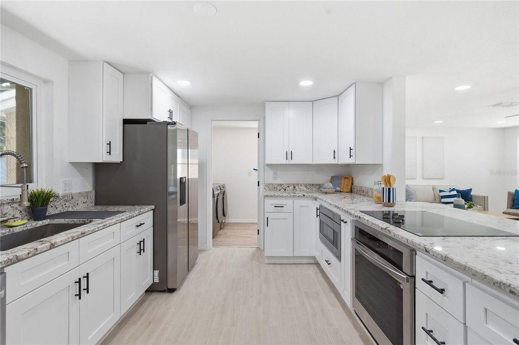 Photo of 613 Highview Circle N, Brandon, FL 33510 (MLS # TB8458819)