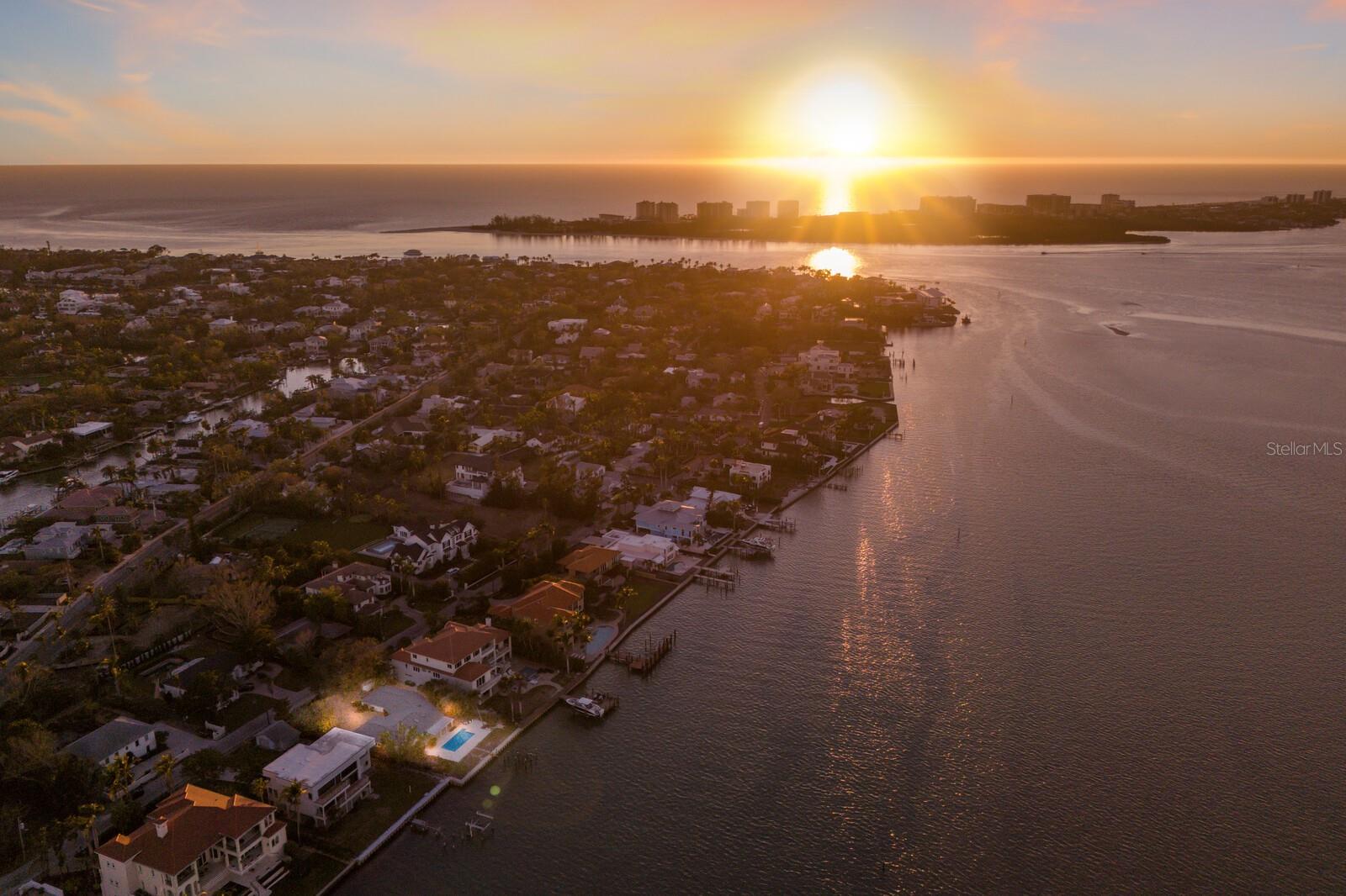 BAY ISLAND - Residential
