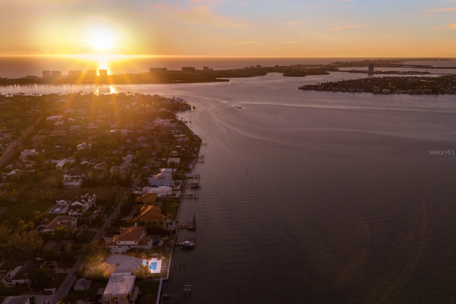 BAY ISLAND - Residential