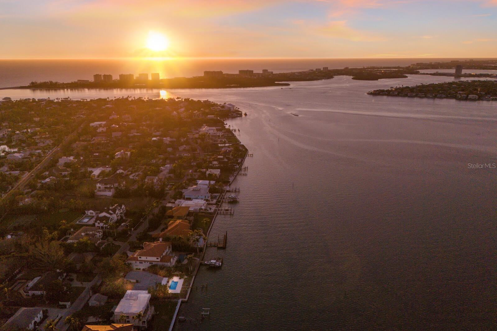 BAY ISLAND - Residential