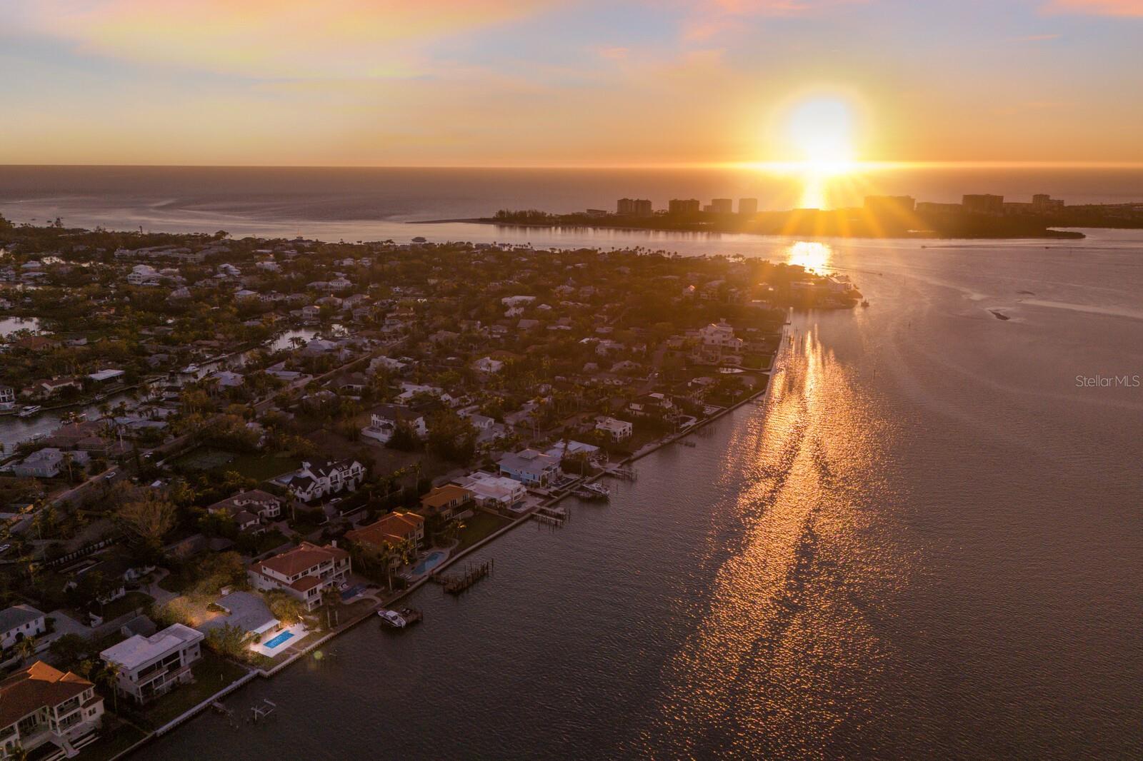 BAY ISLAND - Residential