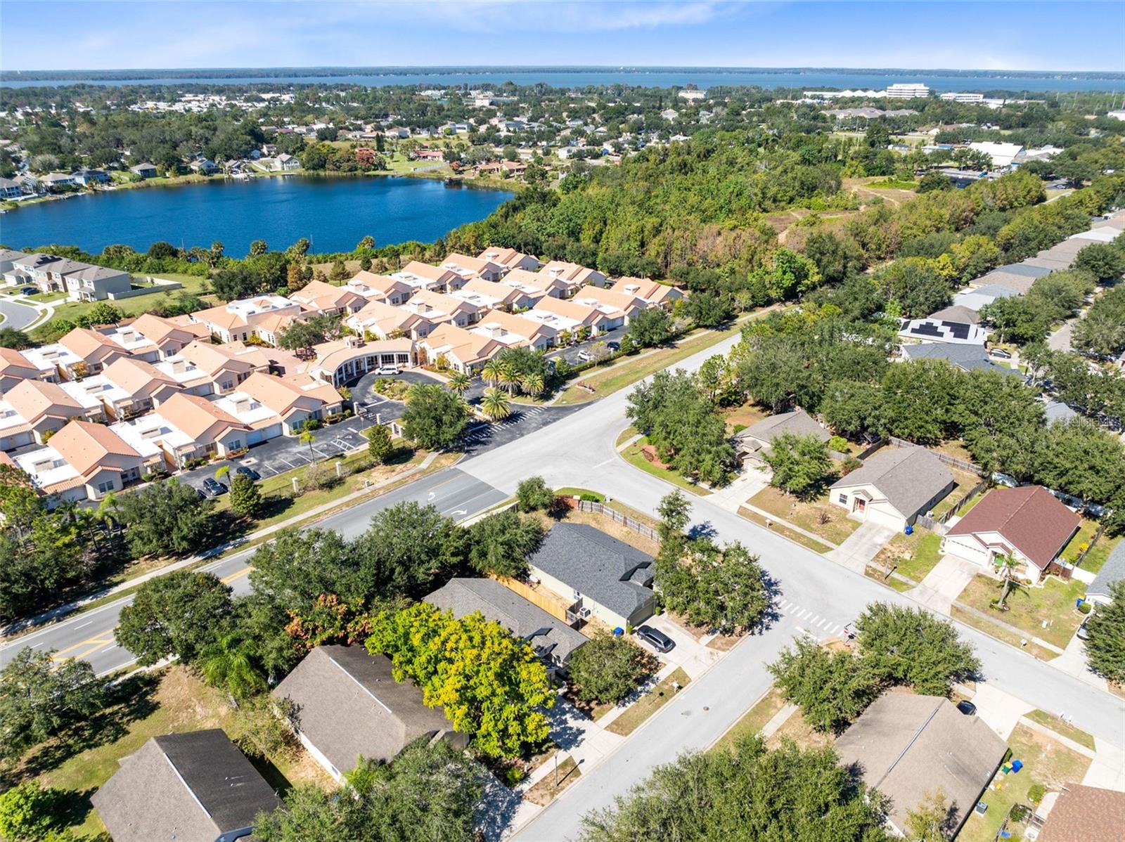 CHELSEA OAKS - Residential