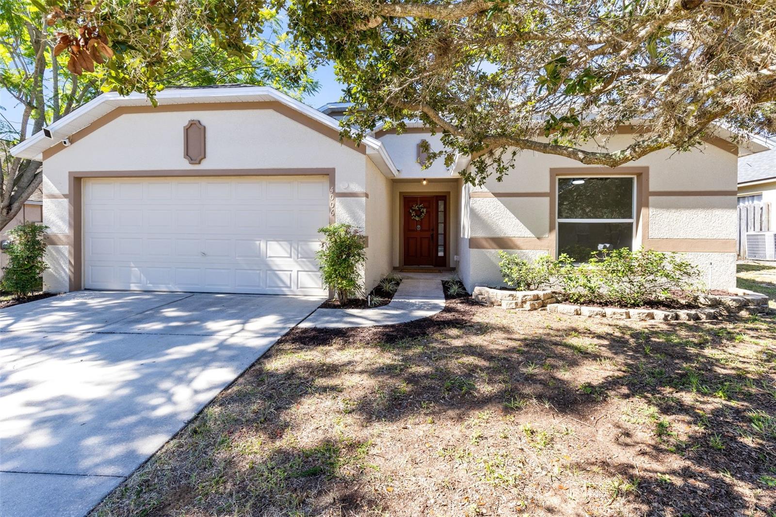 CHELSEA OAKS - Residential