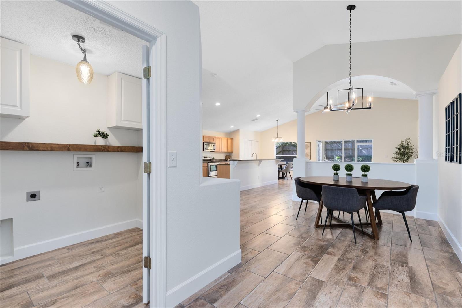 CHELSEA OAKS - Residential