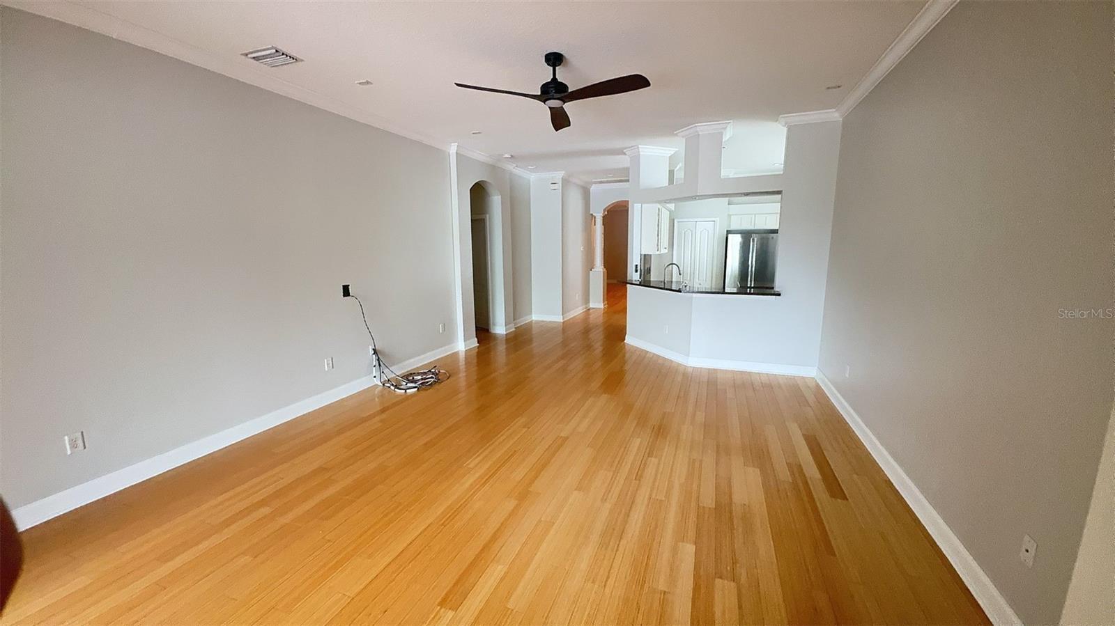 REFLECTIONS PH 1 - Residential Lease