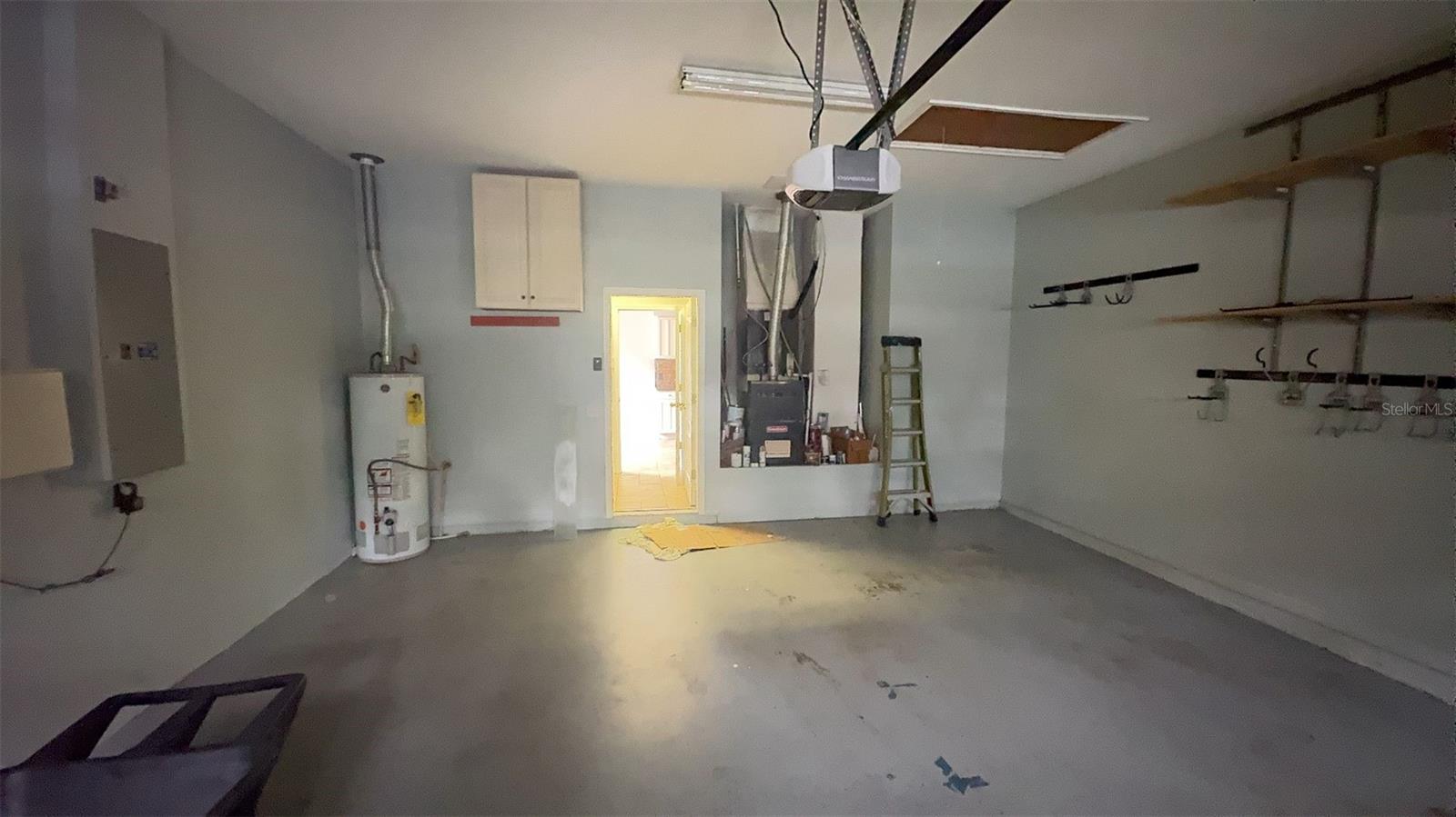 REFLECTIONS PH 1 - Residential Lease