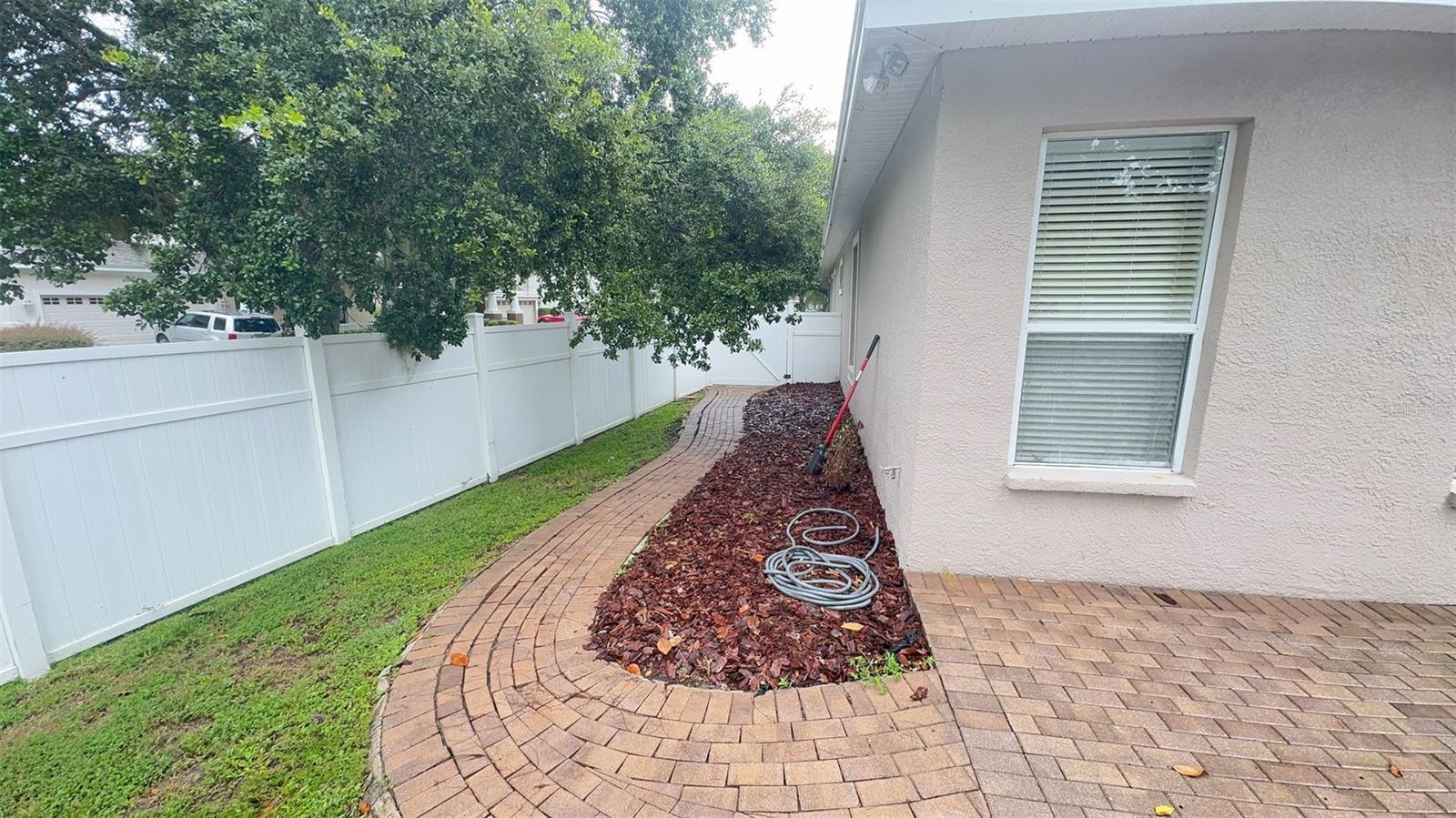 REFLECTIONS PH 1 - Residential Lease