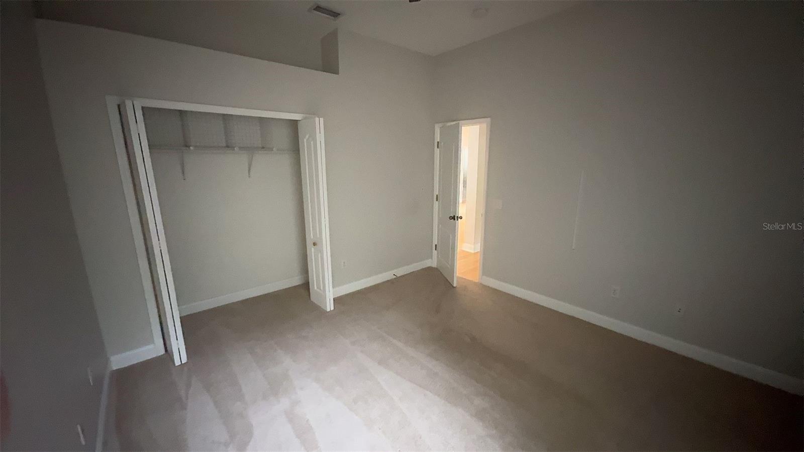 REFLECTIONS PH 1 - Residential Lease