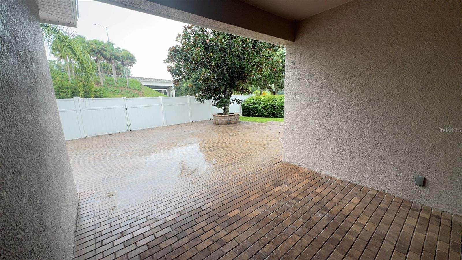 REFLECTIONS PH 1 - Residential Lease