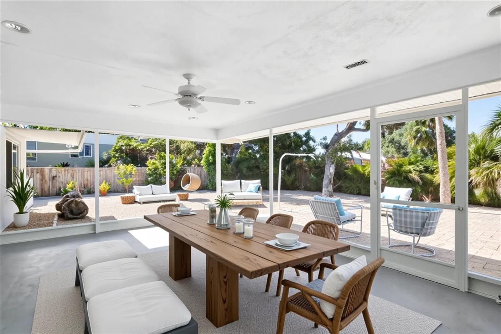 SIESTAS BAYSIDE WATERSIDE EAST - Residential