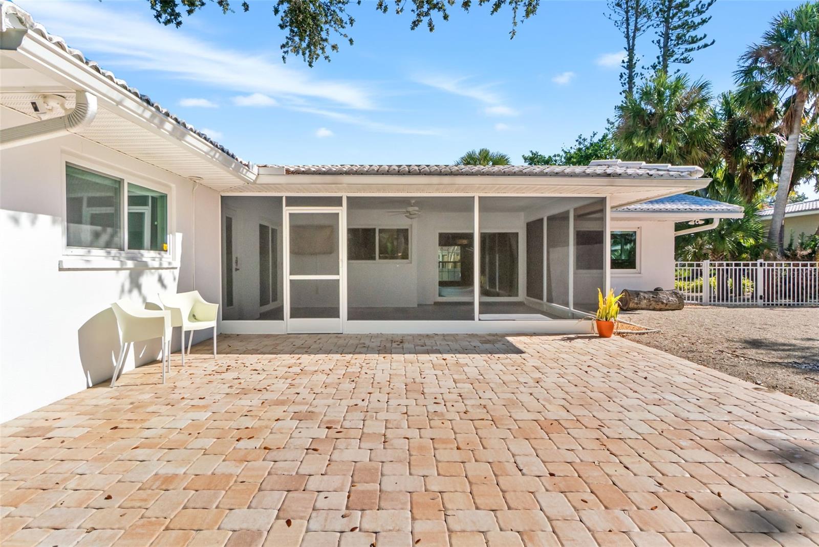 SIESTAS BAYSIDE WATERSIDE EAST - Residential