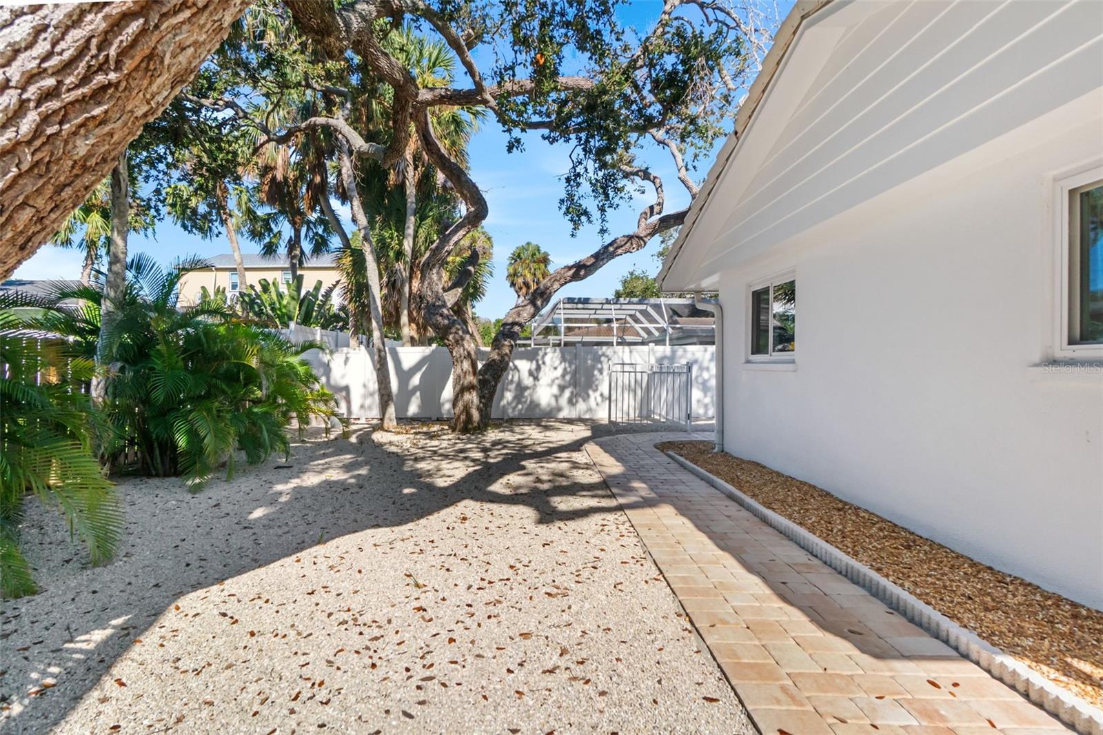 SIESTAS BAYSIDE WATERSIDE EAST - Residential