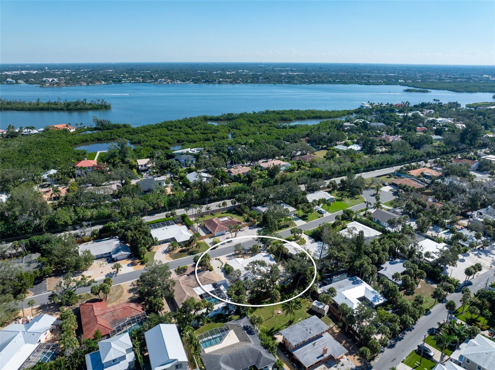 SIESTAS BAYSIDE WATERSIDE EAST - Residential