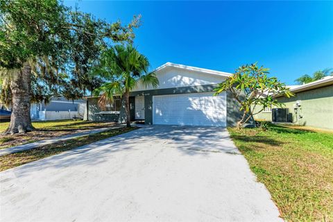 Photo of 6439 Friendship Drive, Sarasota, FL 34241 (MLS # A4672634)