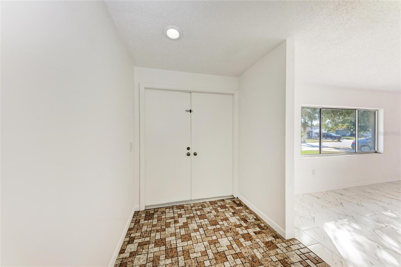 6439 FRIENDSHIP DRIVE