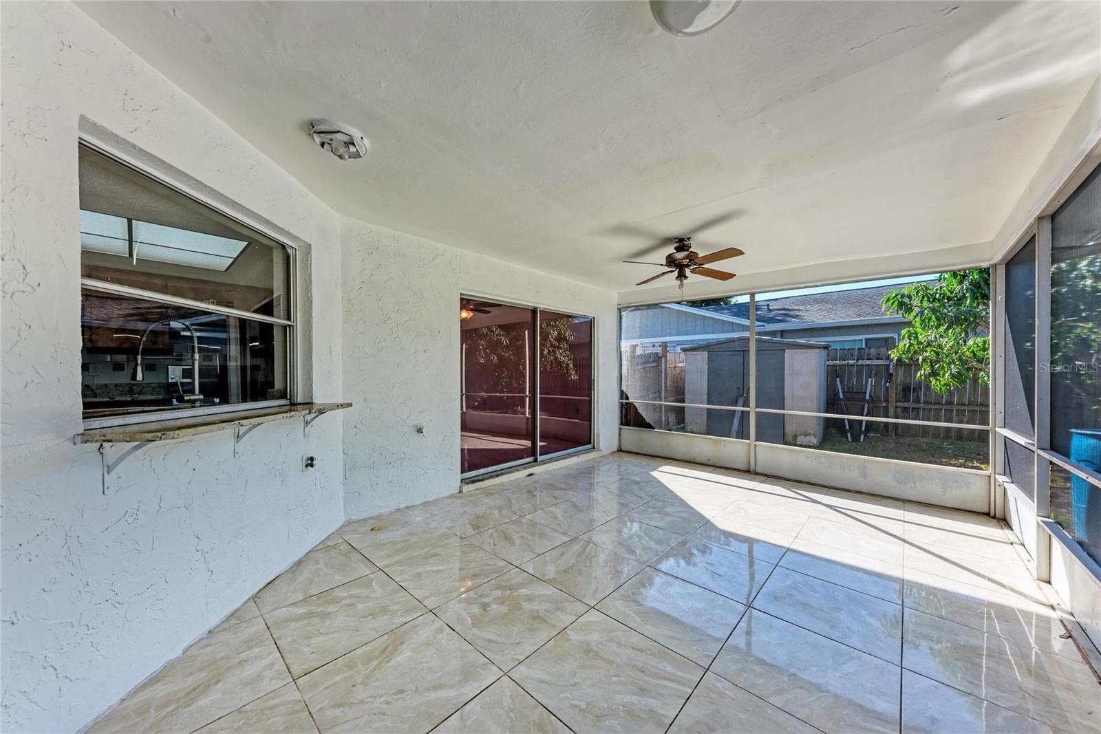 LAKE SARASOTA - Residential