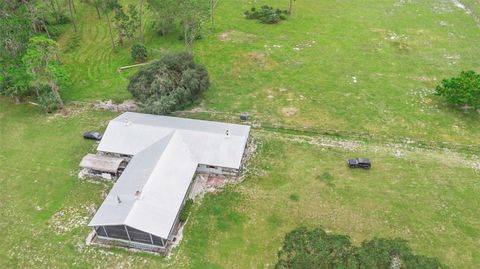 Tiny photo for 42554 Maggie Jones Road, Paisley, FL 32767 (MLS # V4947070)