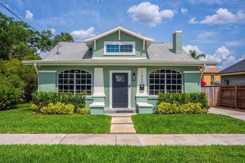 Photo of 1625 S Eola Drive, Orlando, FL 32806 (MLS # O6307273)