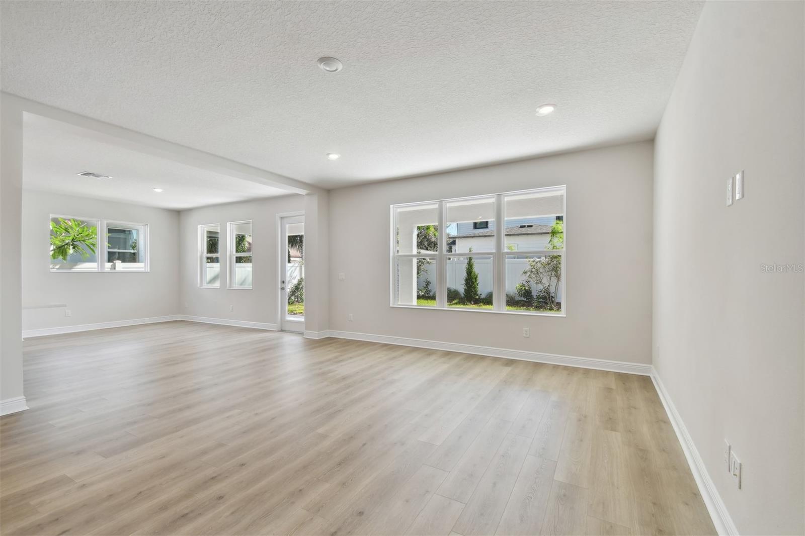 GANDY BOULEVARD PARK - Residential