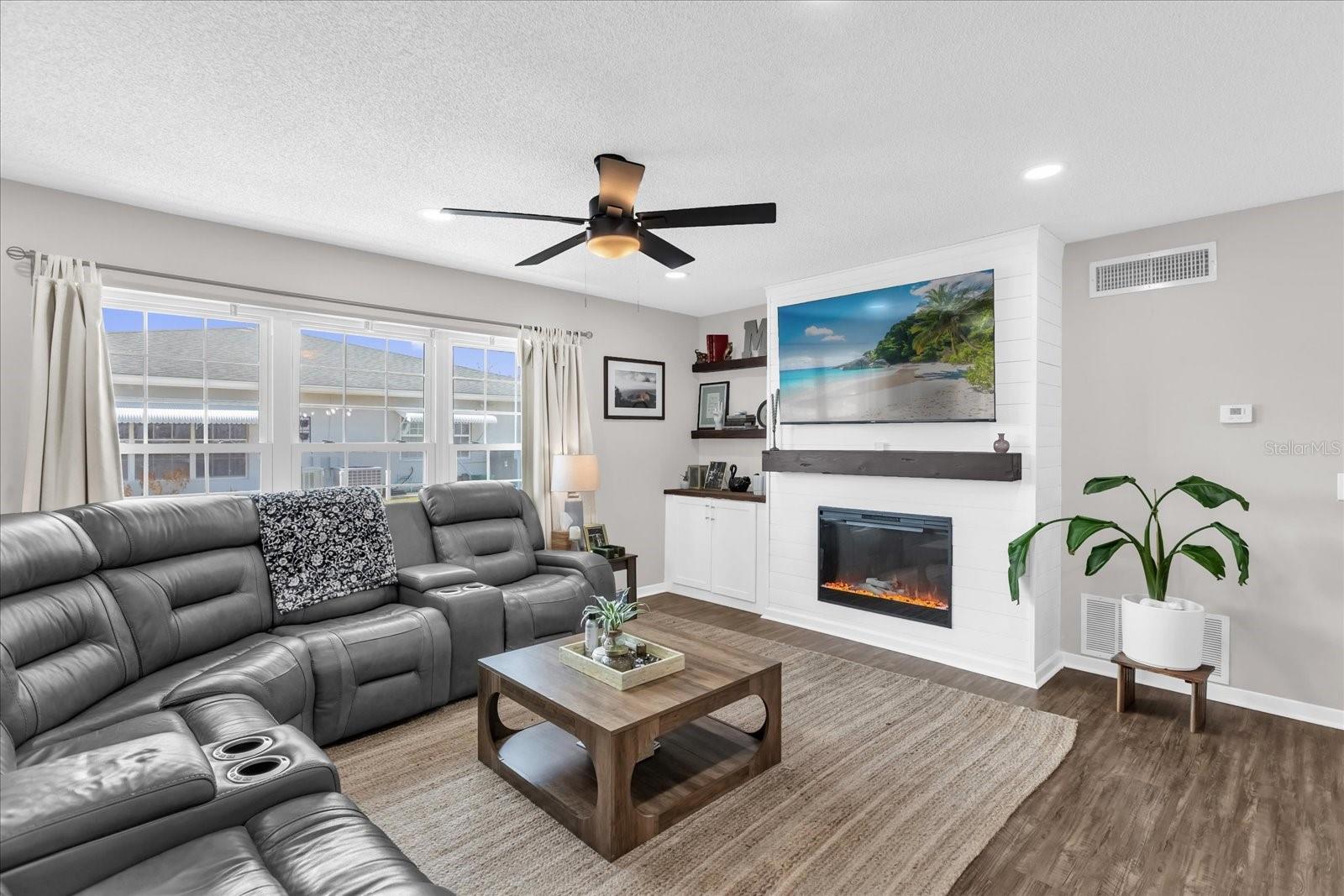 11137 ACME DRIVE 207 A