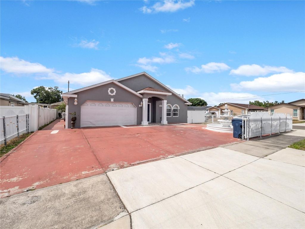 Photo of 3122 W Crest Avenue, Tampa, FL 33614 (MLS # TB8503337)