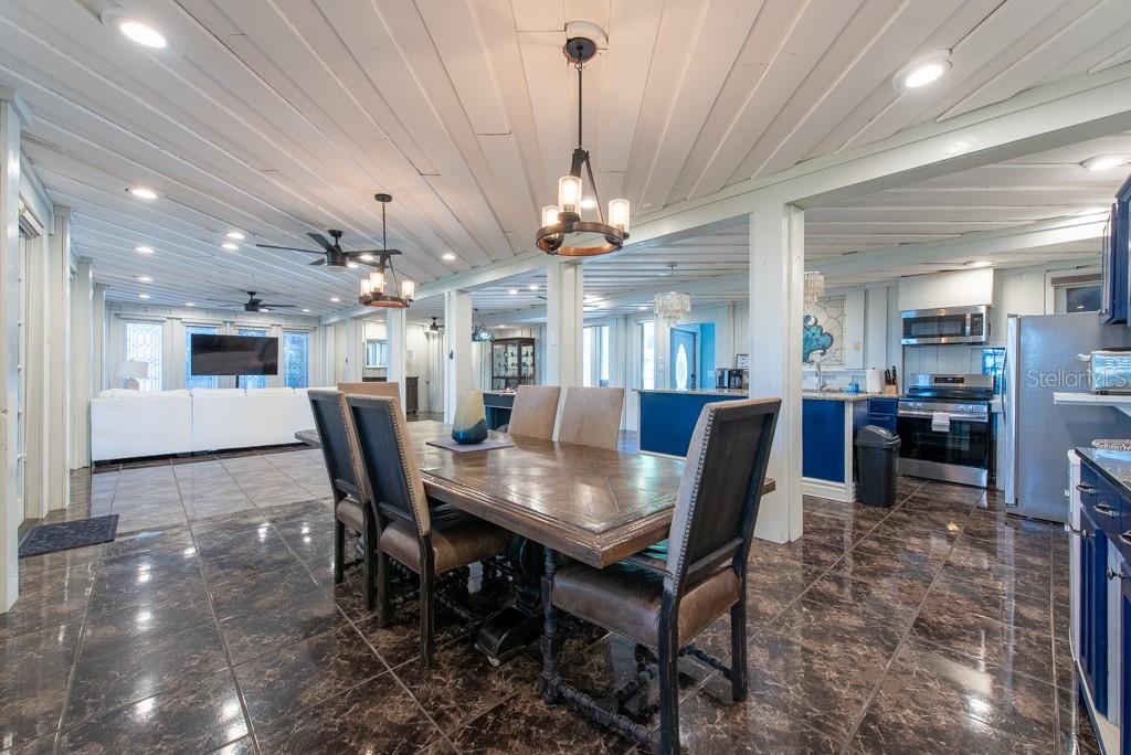 SUBDIVISION OF THE E 2804 FT O - Residential