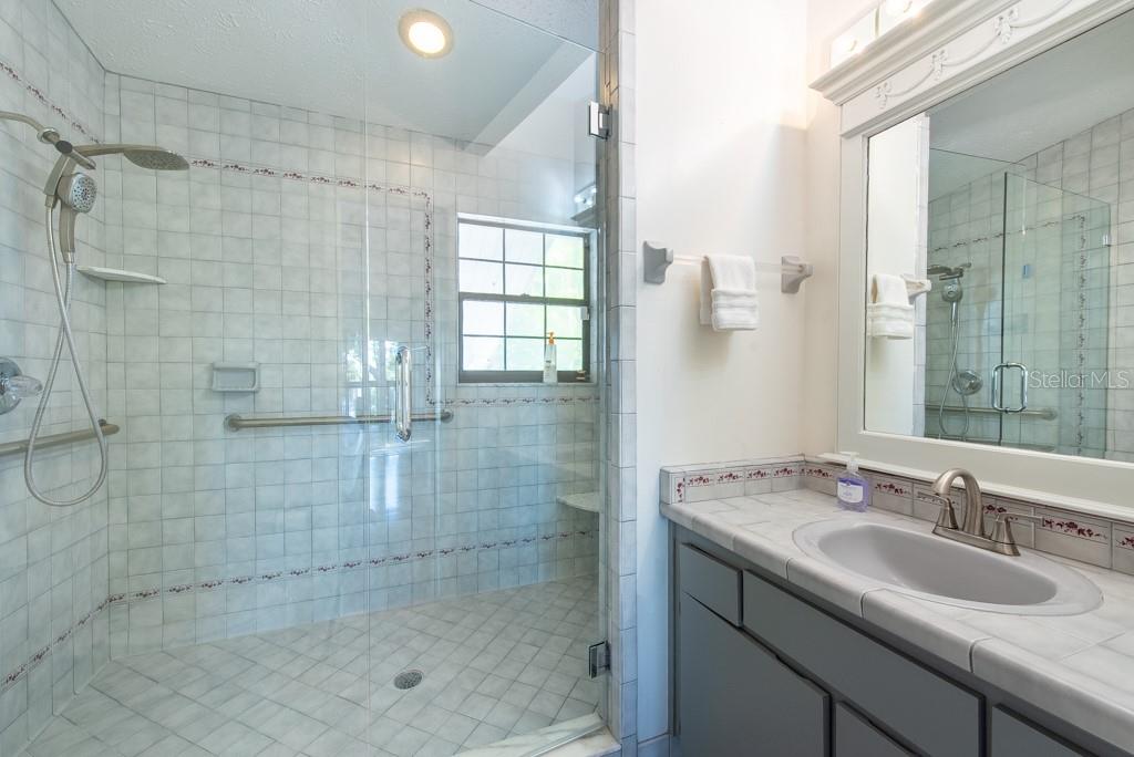 SUBDIVISION OF THE E 2804 FT O - Residential