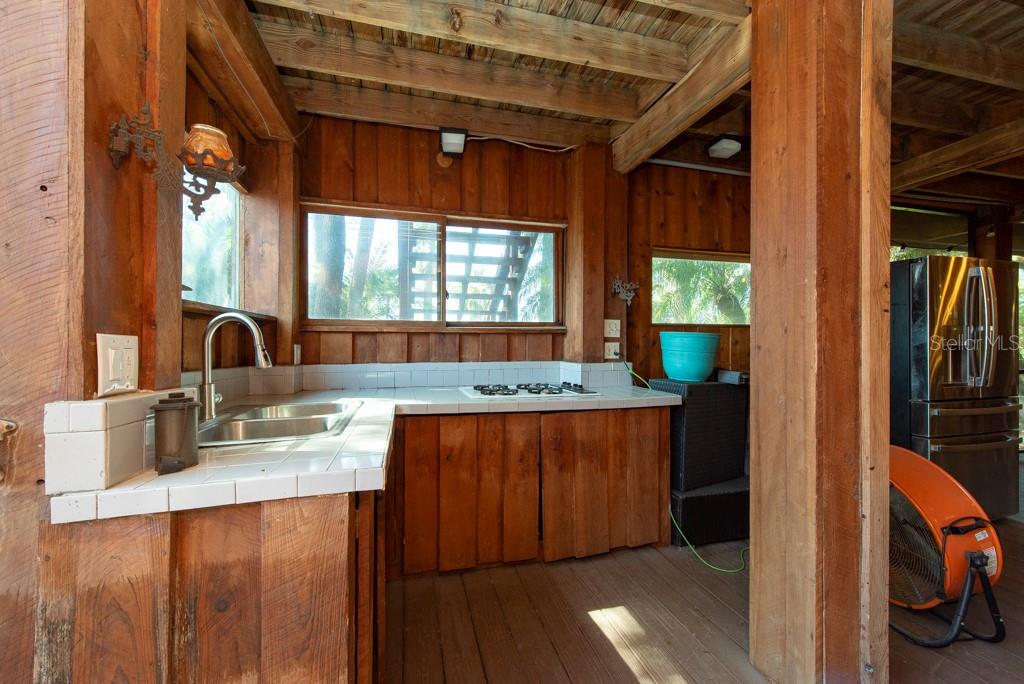 SUBDIVISION OF THE E 2804 FT O - Residential