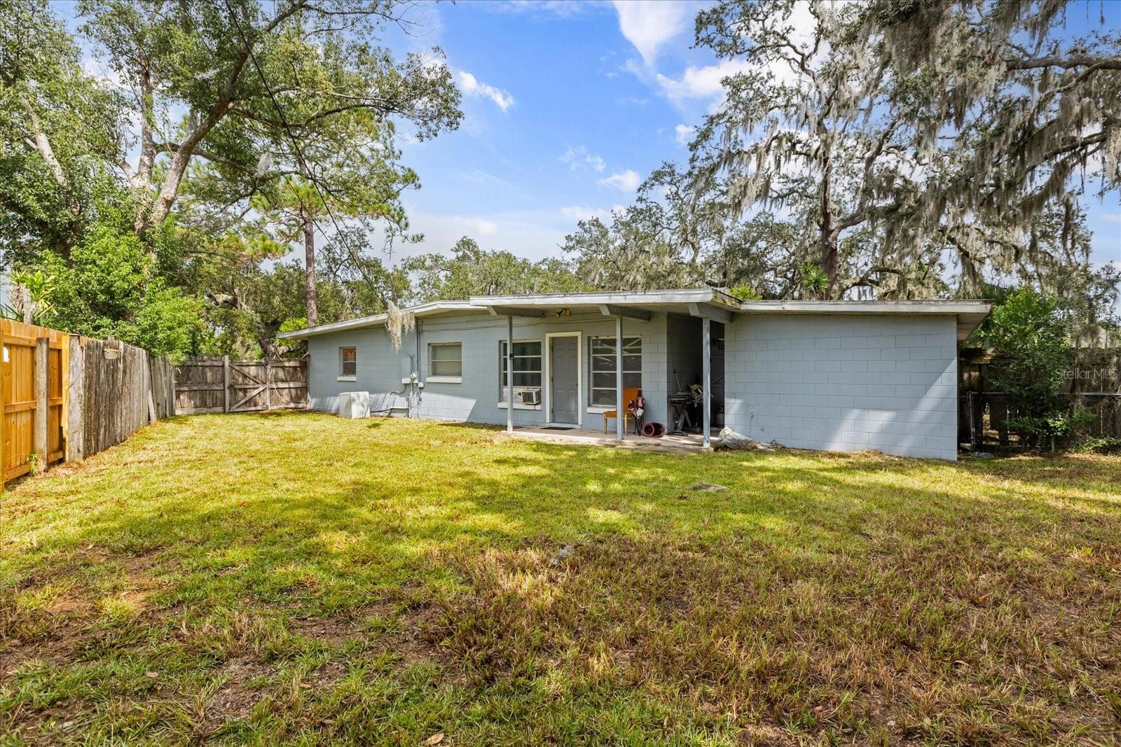 SUNLAND ESTATES 1ST ADD - Residential