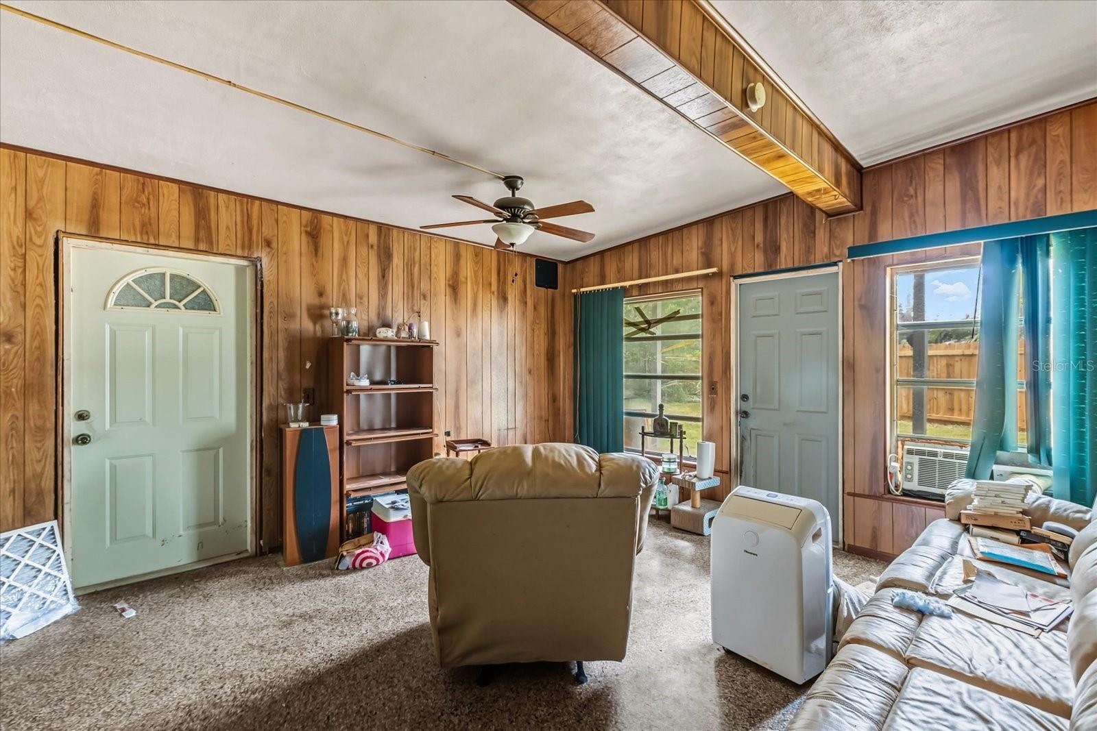 SUNLAND ESTATES 1ST ADD - Residential