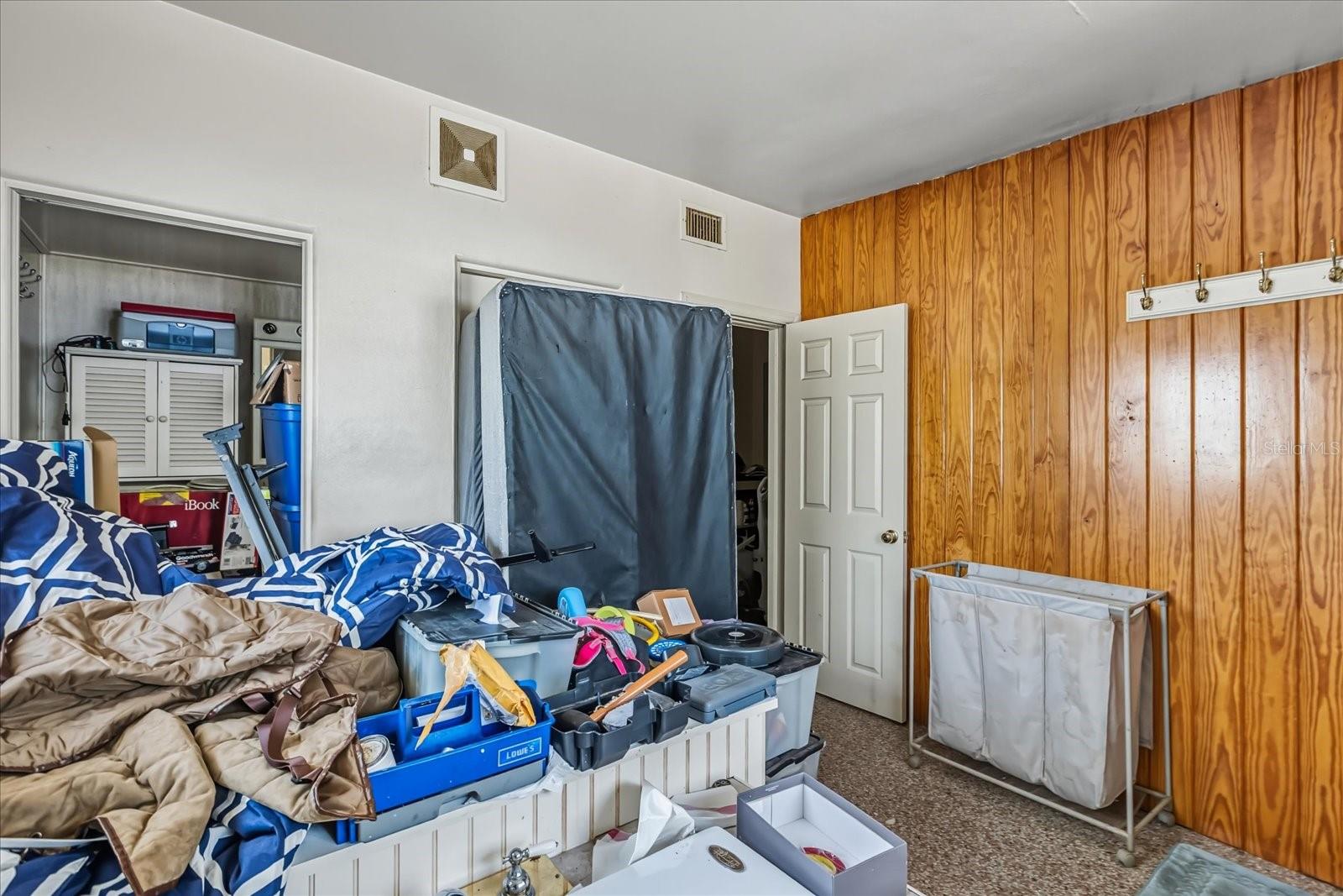 SUNLAND ESTATES 1ST ADD - Residential