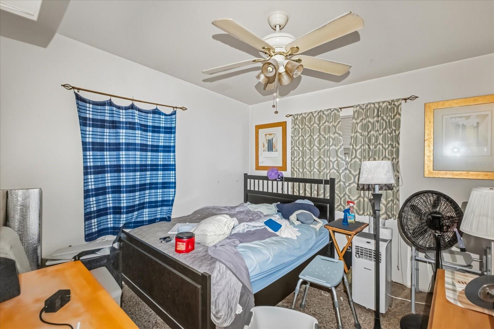 SUNLAND ESTATES 1ST ADD - Residential