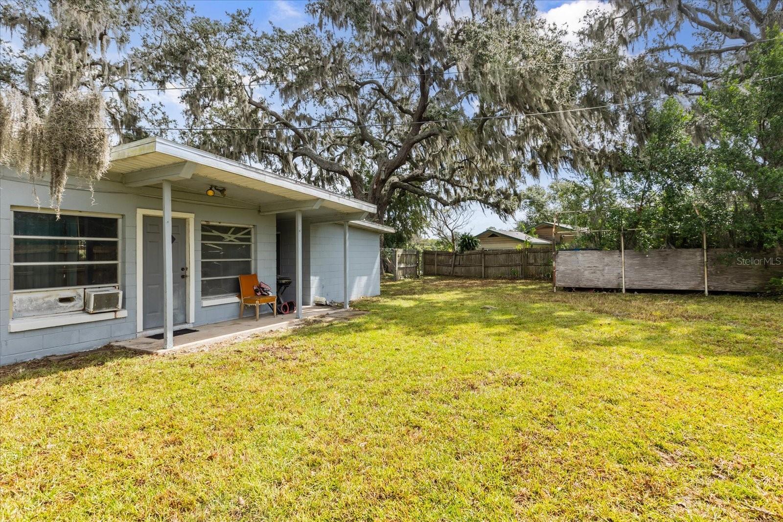 SUNLAND ESTATES 1ST ADD - Residential