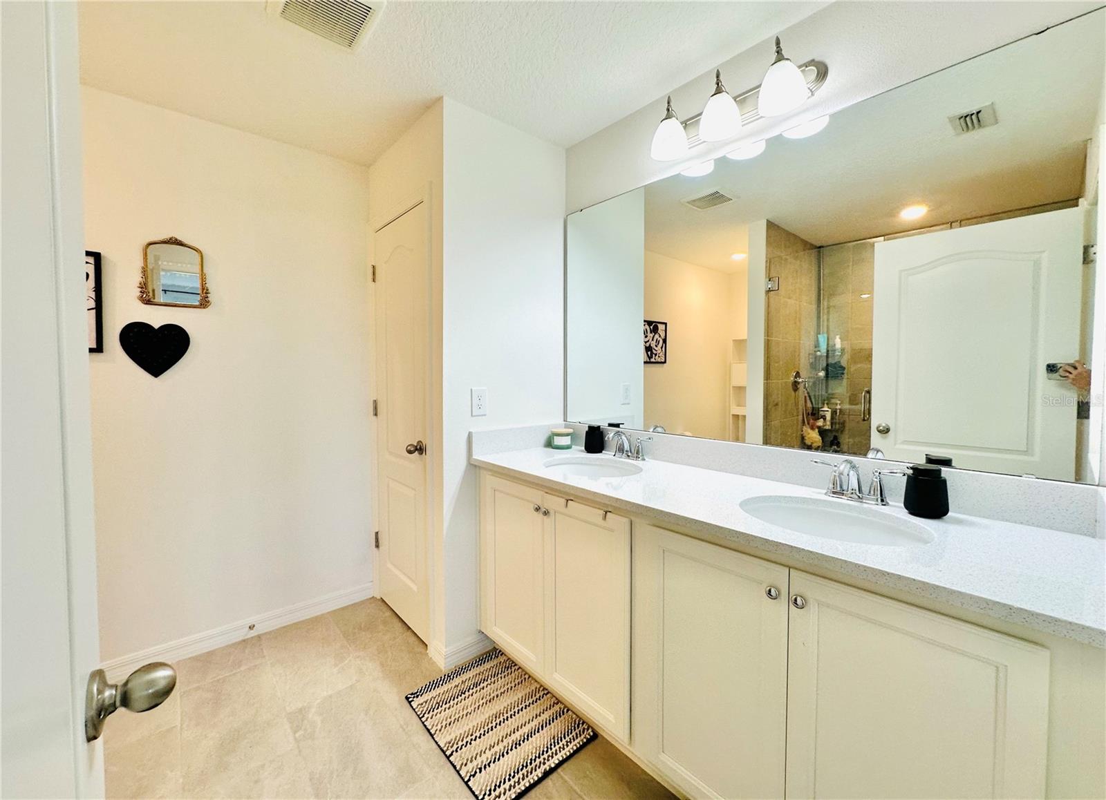 THE ENCLAVES AT FESTIVAL - Residential Lease