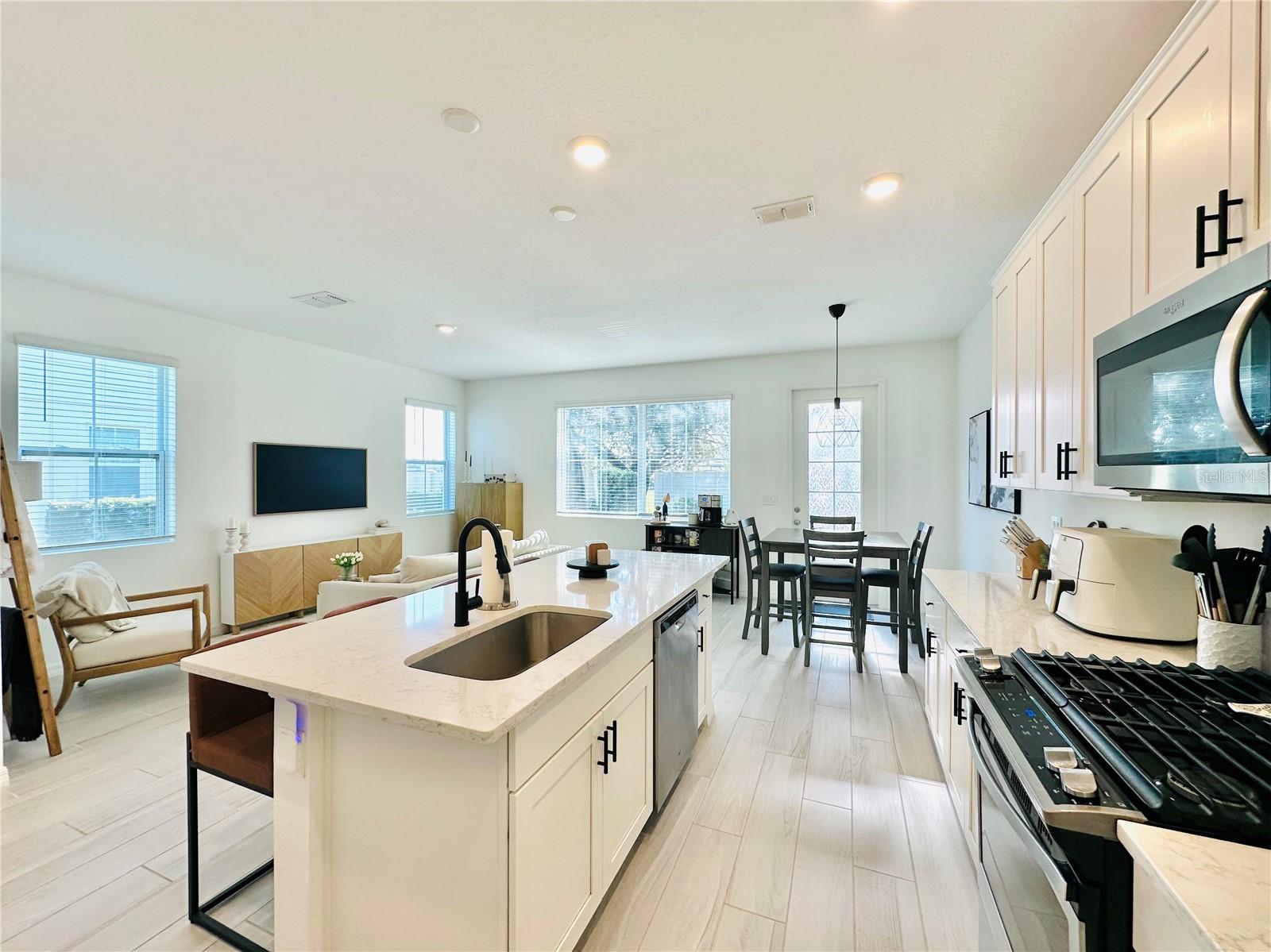 THE ENCLAVES AT FESTIVAL - Residential Lease