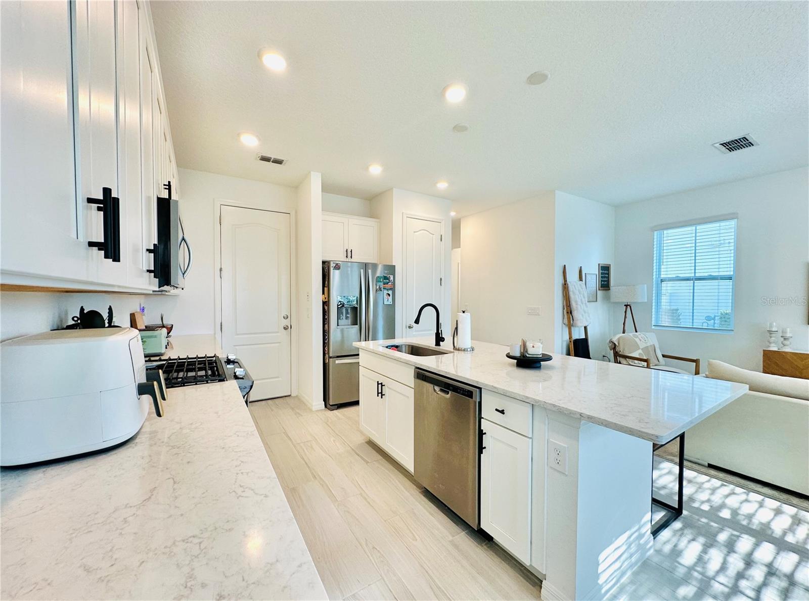 THE ENCLAVES AT FESTIVAL - Residential Lease