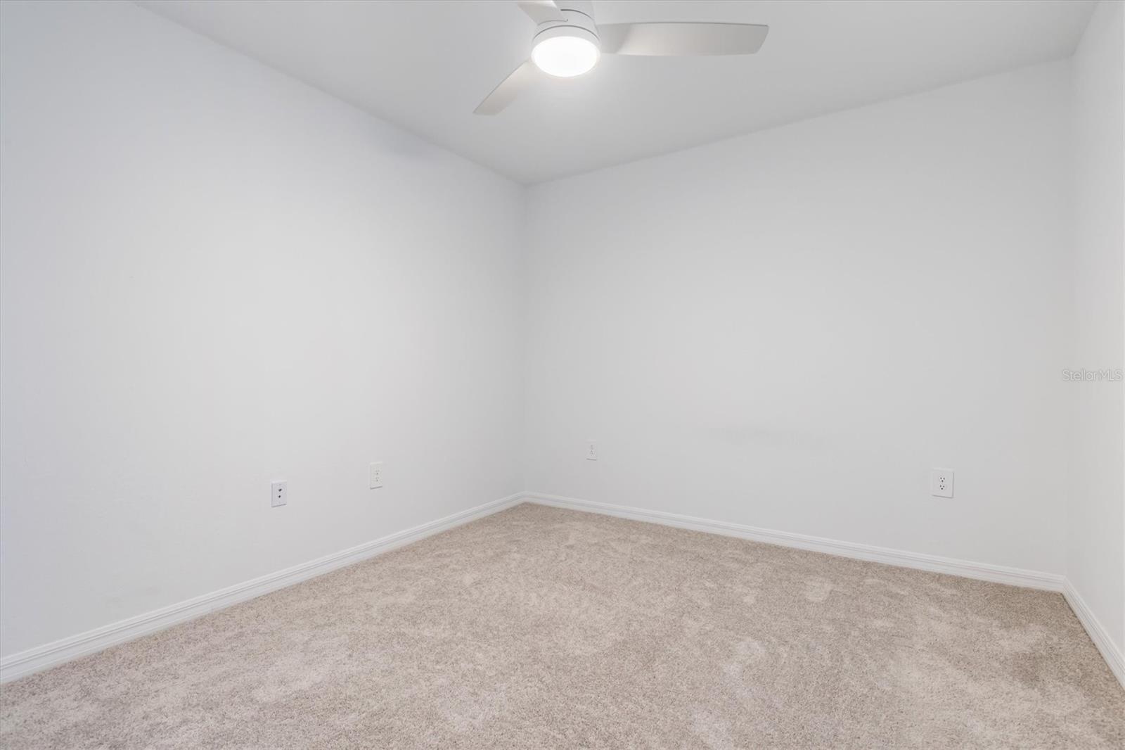 WELLEN PARK GOLF & COUNTRY CLUB - Residential