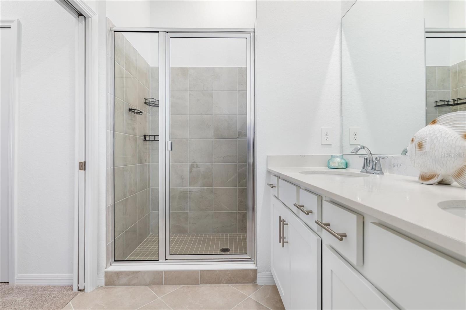 WELLEN PARK GOLF & COUNTRY CLUB - Residential