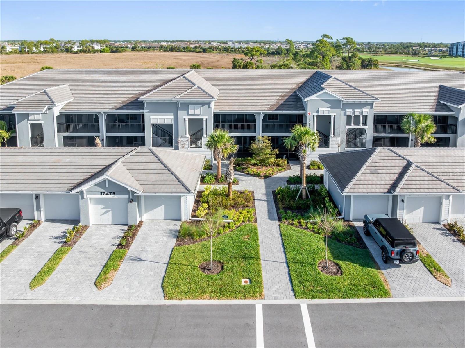 WELLEN PARK GOLF & COUNTRY CLUB - Residential