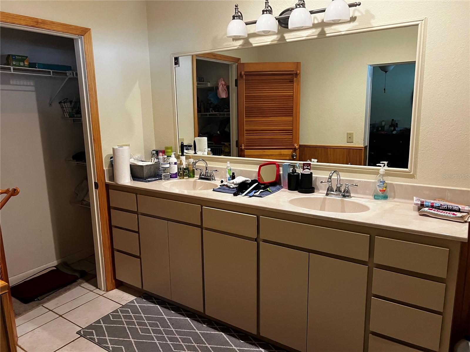 COUNTRY CLUB ADD - Residential